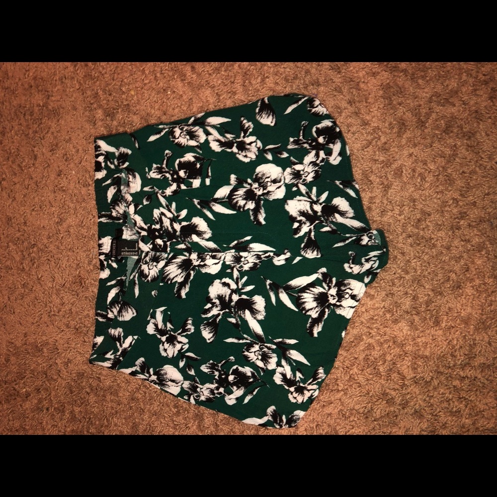 Forever 21 floral shorts